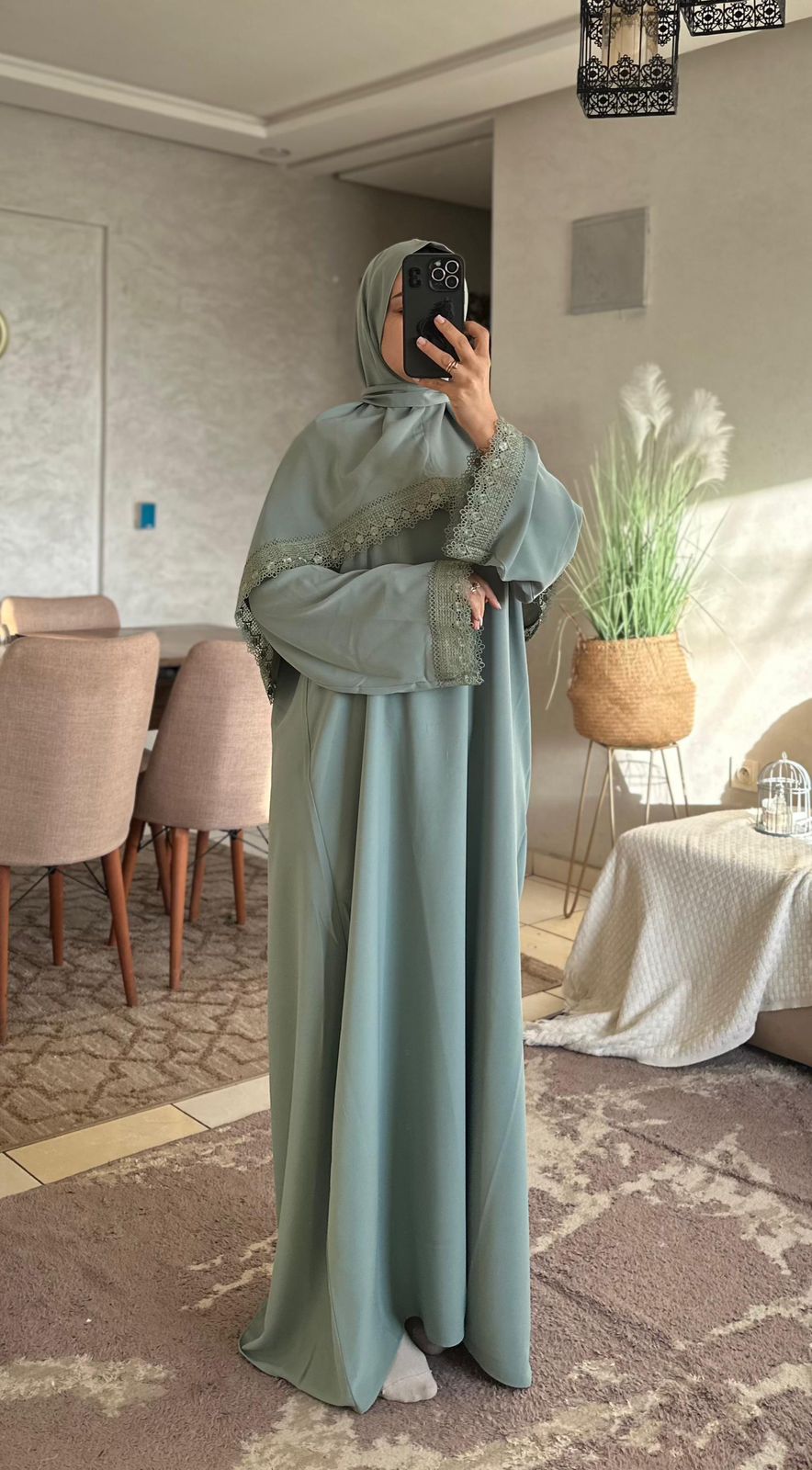 Abaya 2 piéces + dentelles
